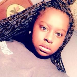 Meet your Posher, Tiara